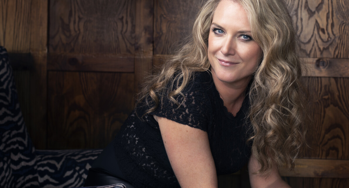 Sinead Campbell Wallace c Frances Marshall 4894 OPTION