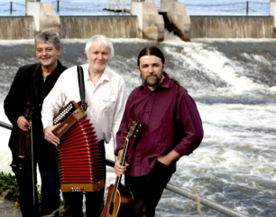 Máirtín O Connor Trio 2 5 MB by Peter Harkin scaled 1